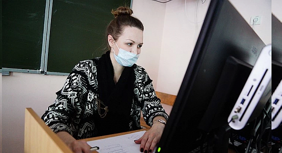 Часть учителей Казахстана согласилась заплатить 50% от стоимости компьютеров для работы