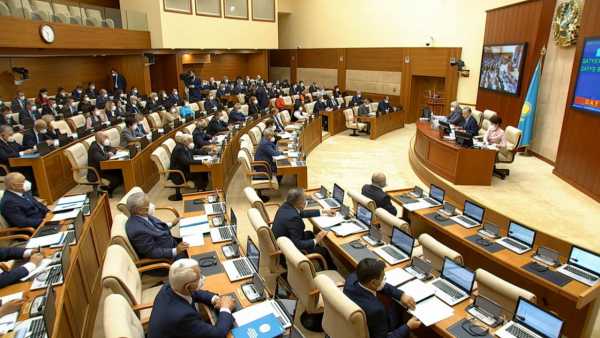 Депутаты: Дистанционное обучение школьников сорвано