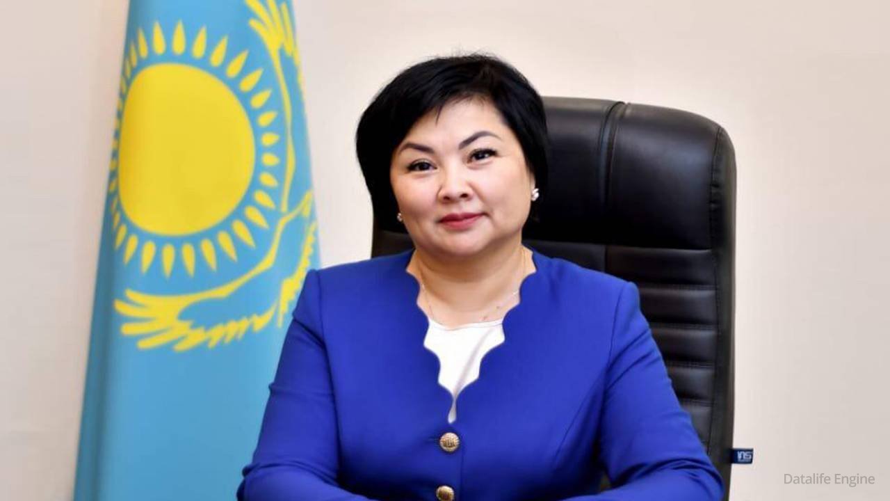 Шолпан Каринова назначена первым вице-министром образования