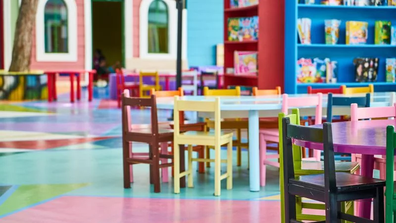 Почему не хватает воспитателей в детских садах Казахстана